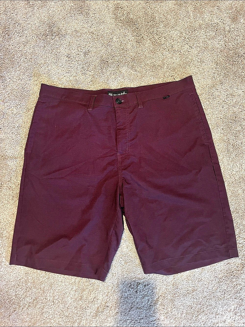 Travis Matthew Flat Front Shorts in Burgundy Waist 38 Like New